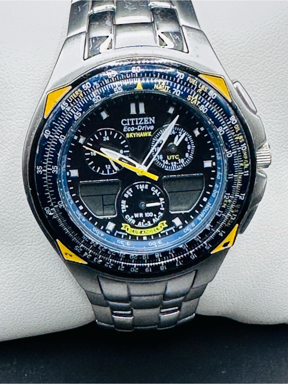 Citizen Eco-Drive Skyhawk Pilot Watch in Black & Yellow Accents. NO BOX.